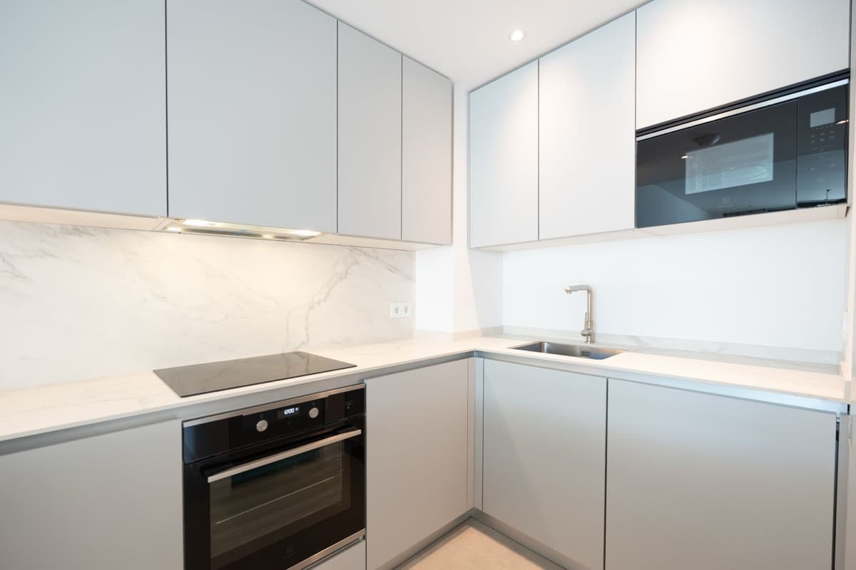 Middle Floor Apartment in Higueron — photo 8 of 10