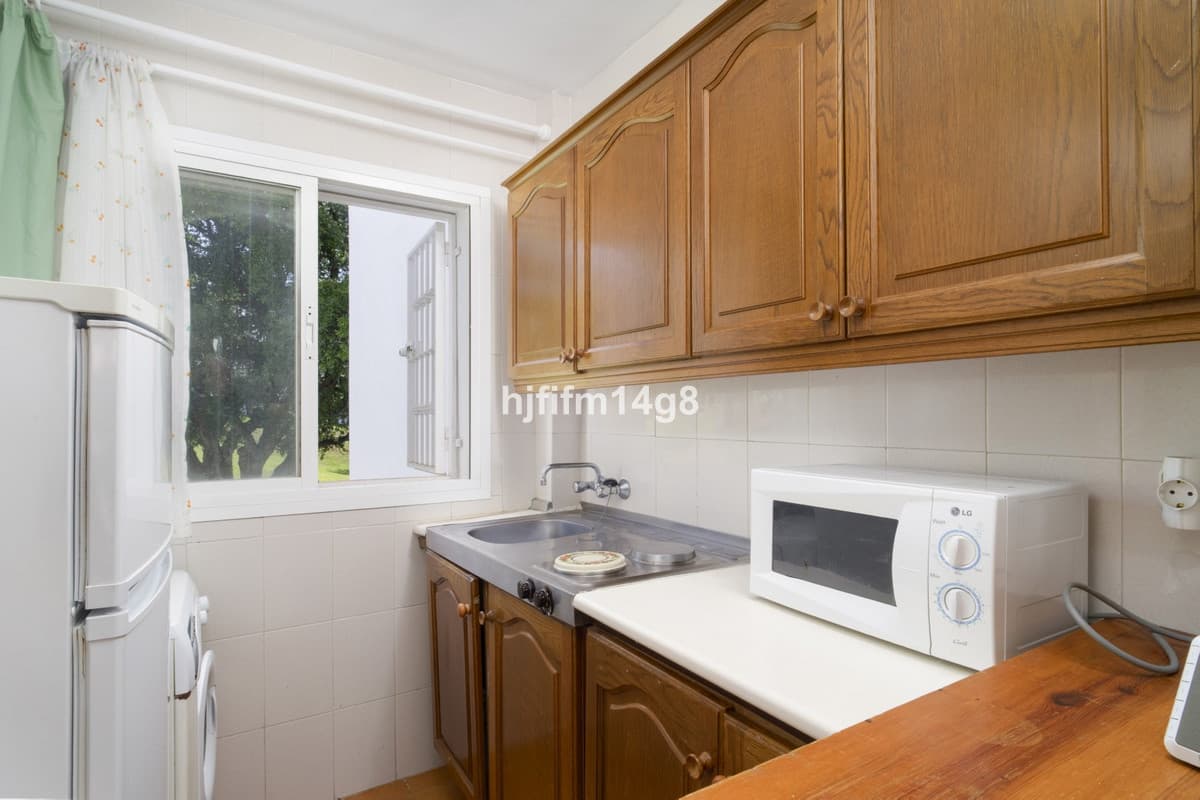 Townhouse in Reserva de Marbella — photo 9 of 10