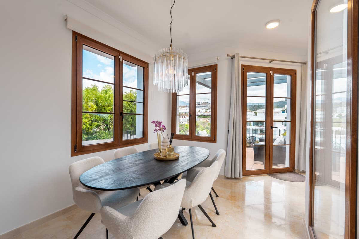 Detached Villa in Estepona — photo 2 of 10