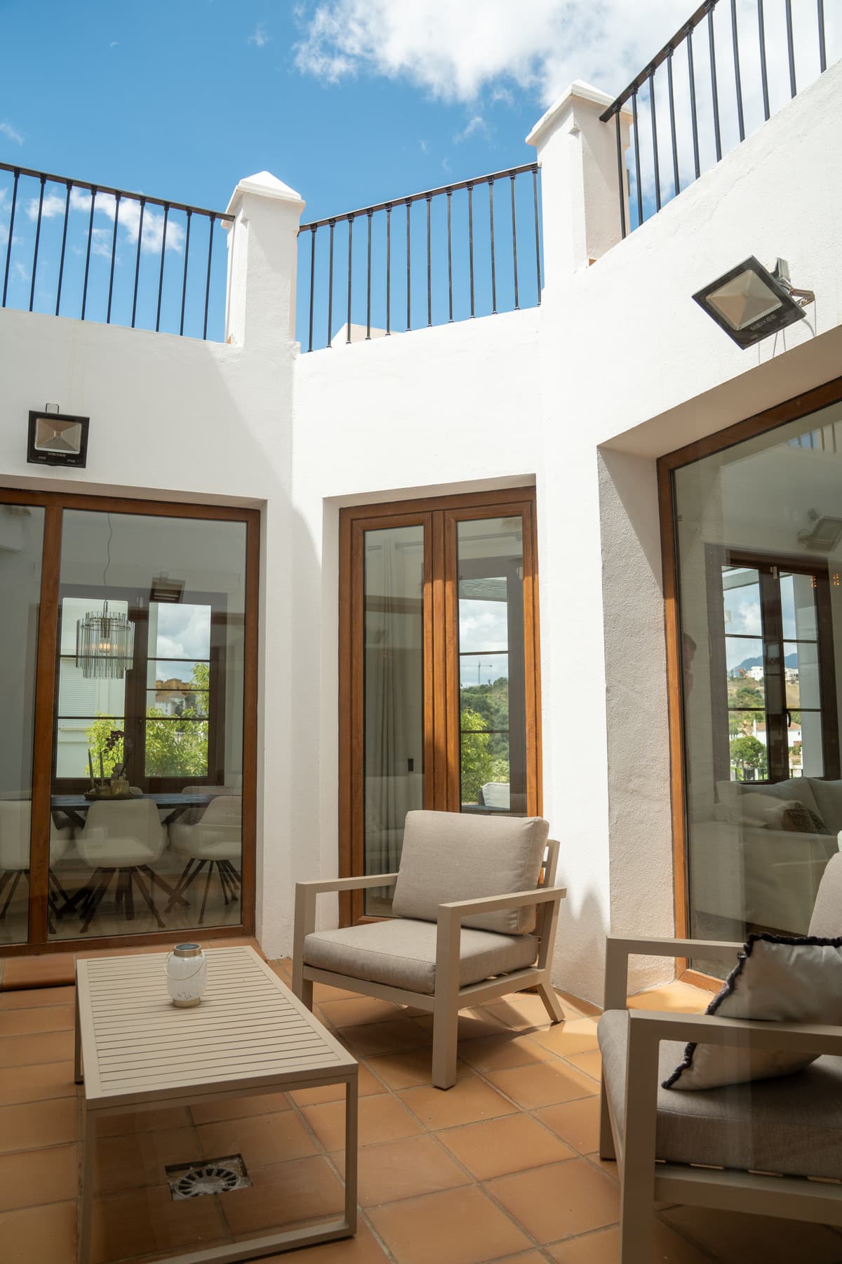 Detached Villa in Estepona — photo 4 of 10