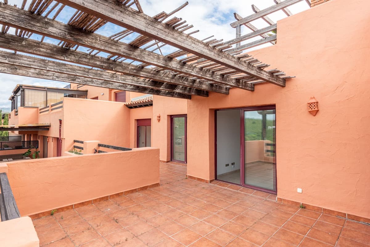 Penthouse Duplex in Casares — photo 5 of 10