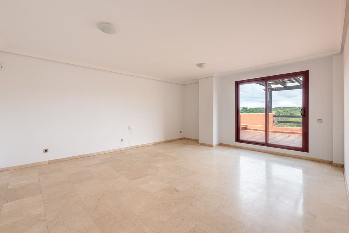 Penthouse Duplex in Casares — photo 6 of 10
