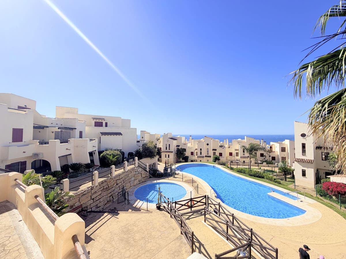 Ground Floor Apartment in Casares Playa — photo 4 of 10