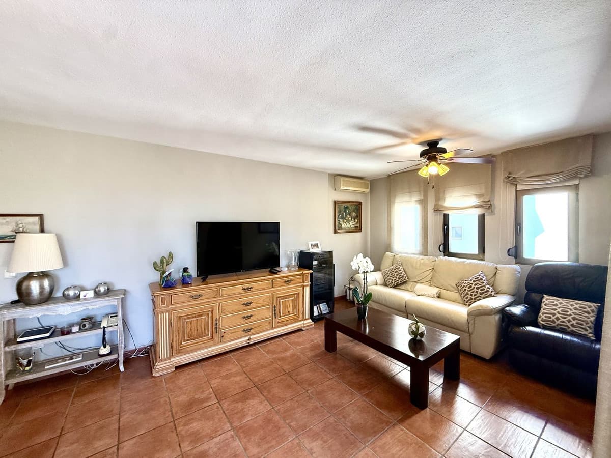 Middle Floor Apartment in Recinto Ferial — photo 9 of 10