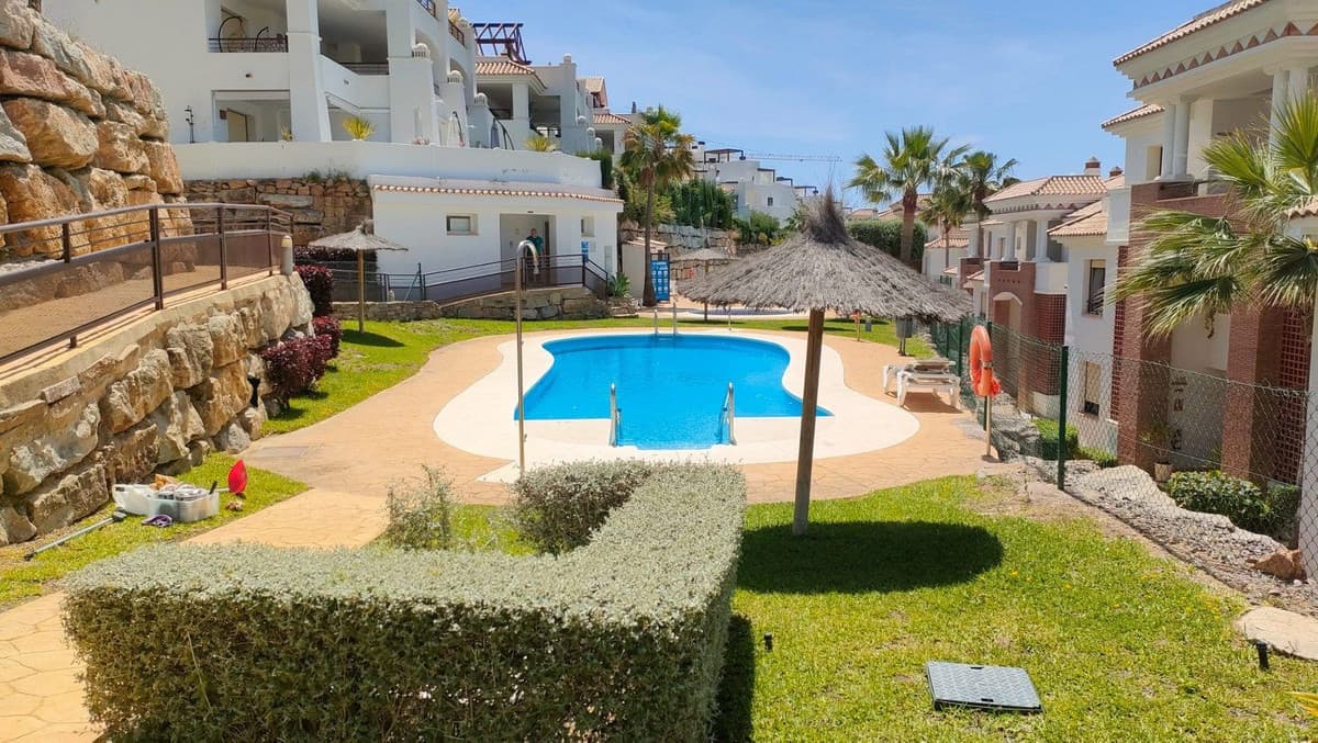 Middle Floor Apartment in Casares Playa — photo 3 of 10