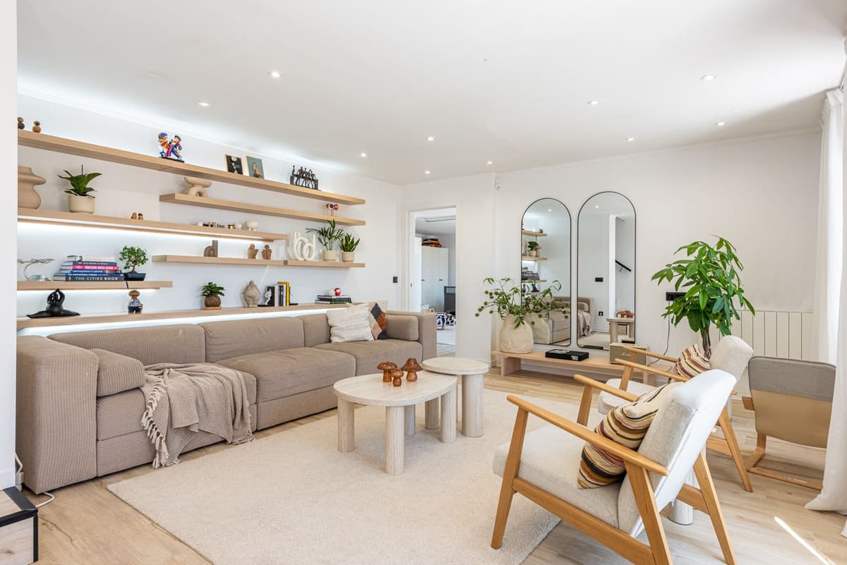 Middle Floor Apartment in La Duquesa — photo 7 of 10