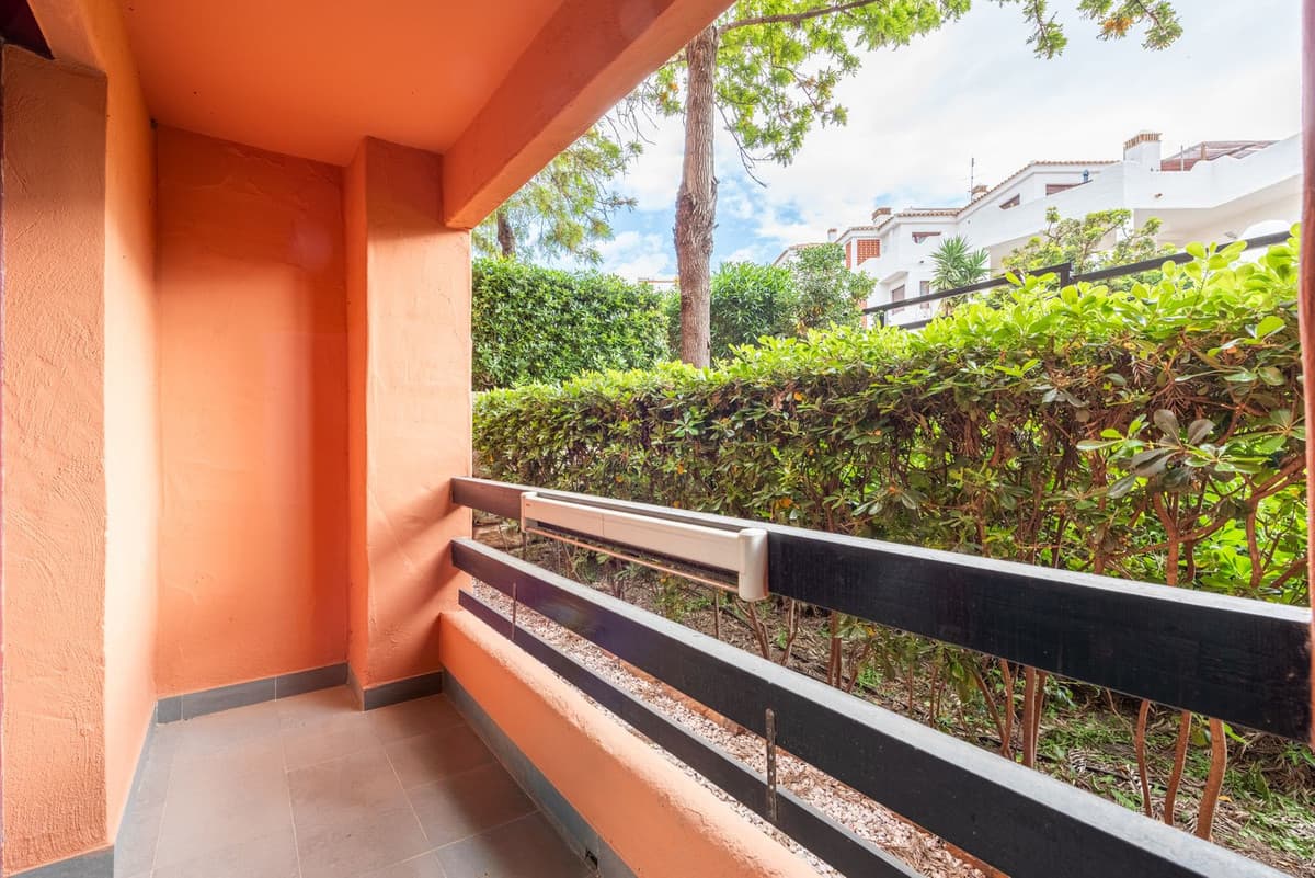 Ground Floor Apartment in Casares — photo 9 of 10