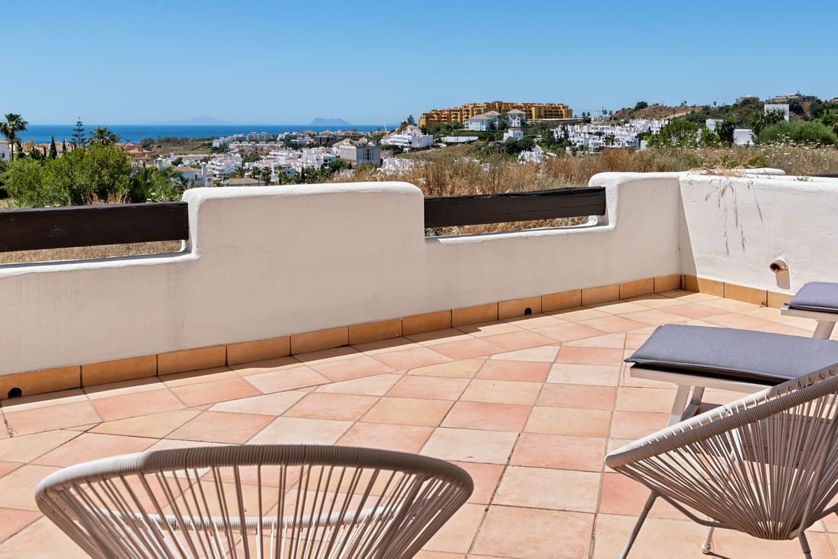 Townhouse in Estepona — photo 4 of 10