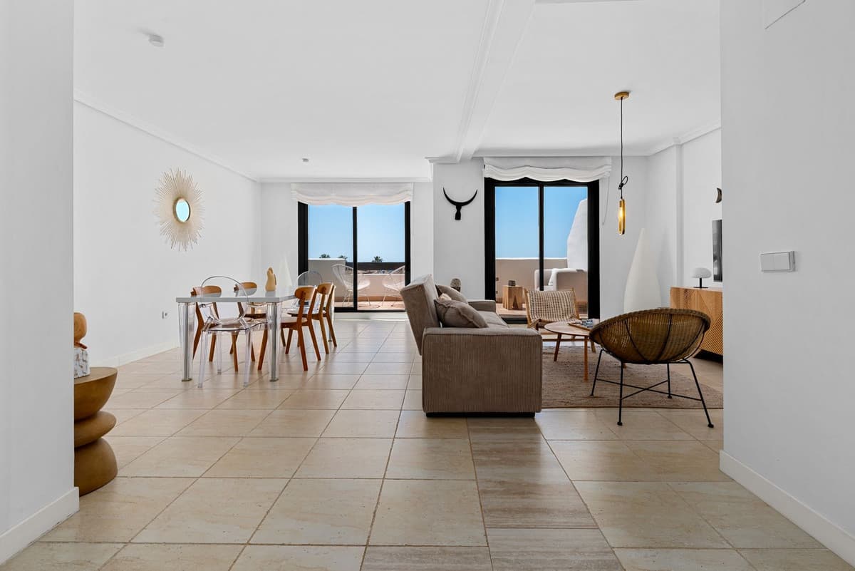 Townhouse in Estepona — photo 7 of 10