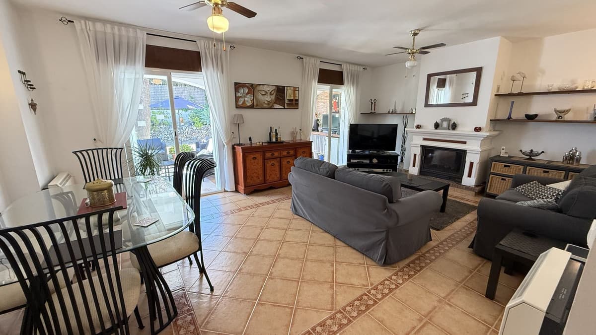 Detached Villa in Coín — photo 7 of 10