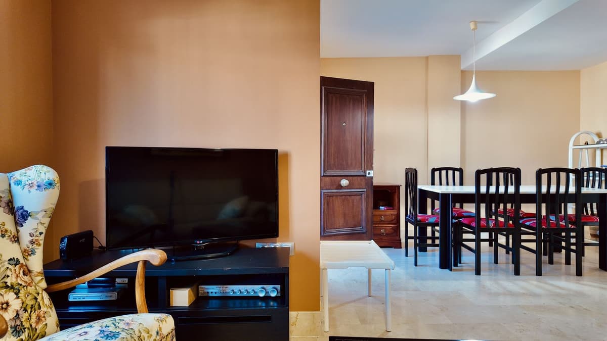 Townhouse in Torremolinos — photo 5 of 10