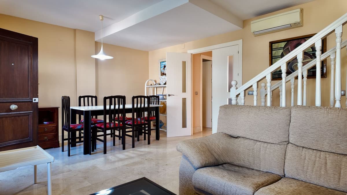 Townhouse in Torremolinos — photo 6 of 10