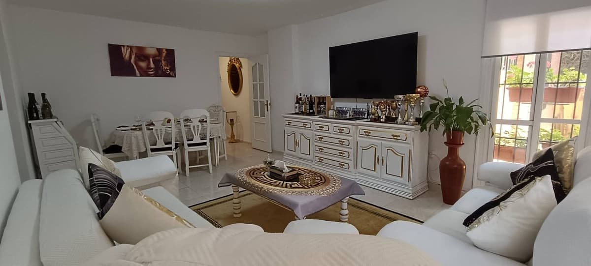 Ground Floor Apartment in Marbella — photo 2 of 10