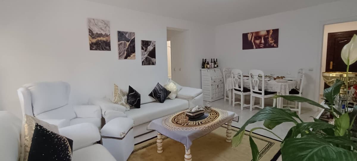 Ground Floor Apartment in Marbella — photo 6 of 10