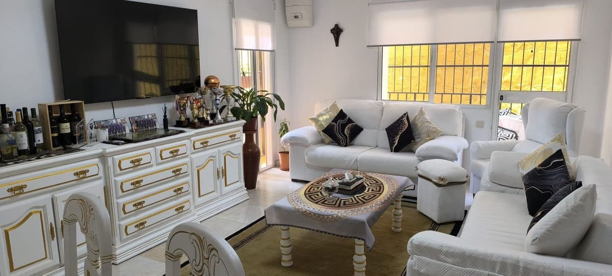 Ground Floor Apartment in Marbella — photo 8 of 10