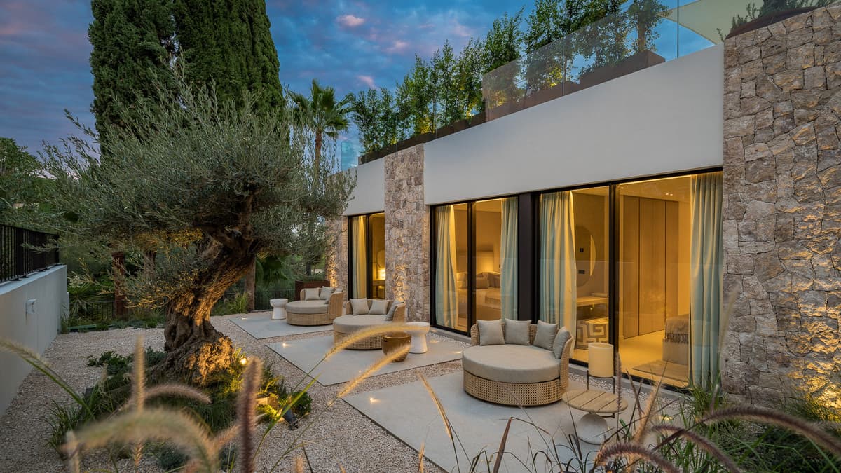 Detached Villa in Nueva Andalucía — photo 5 of 10