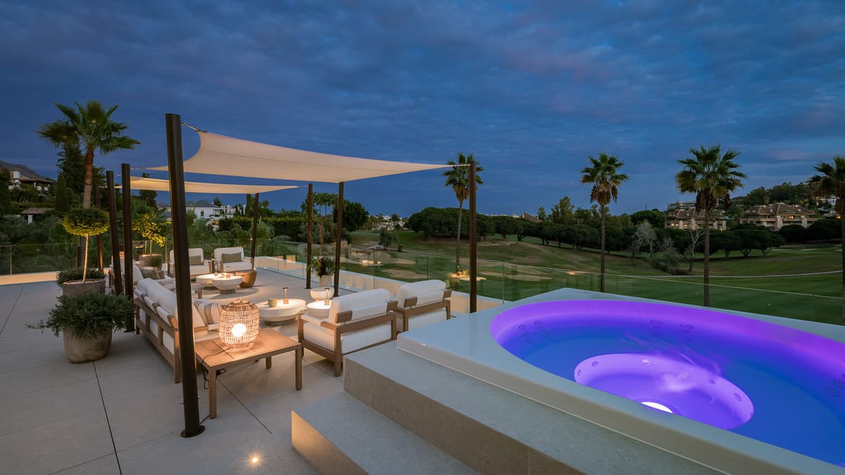 Detached Villa in Nueva Andalucía — photo 7 of 10
