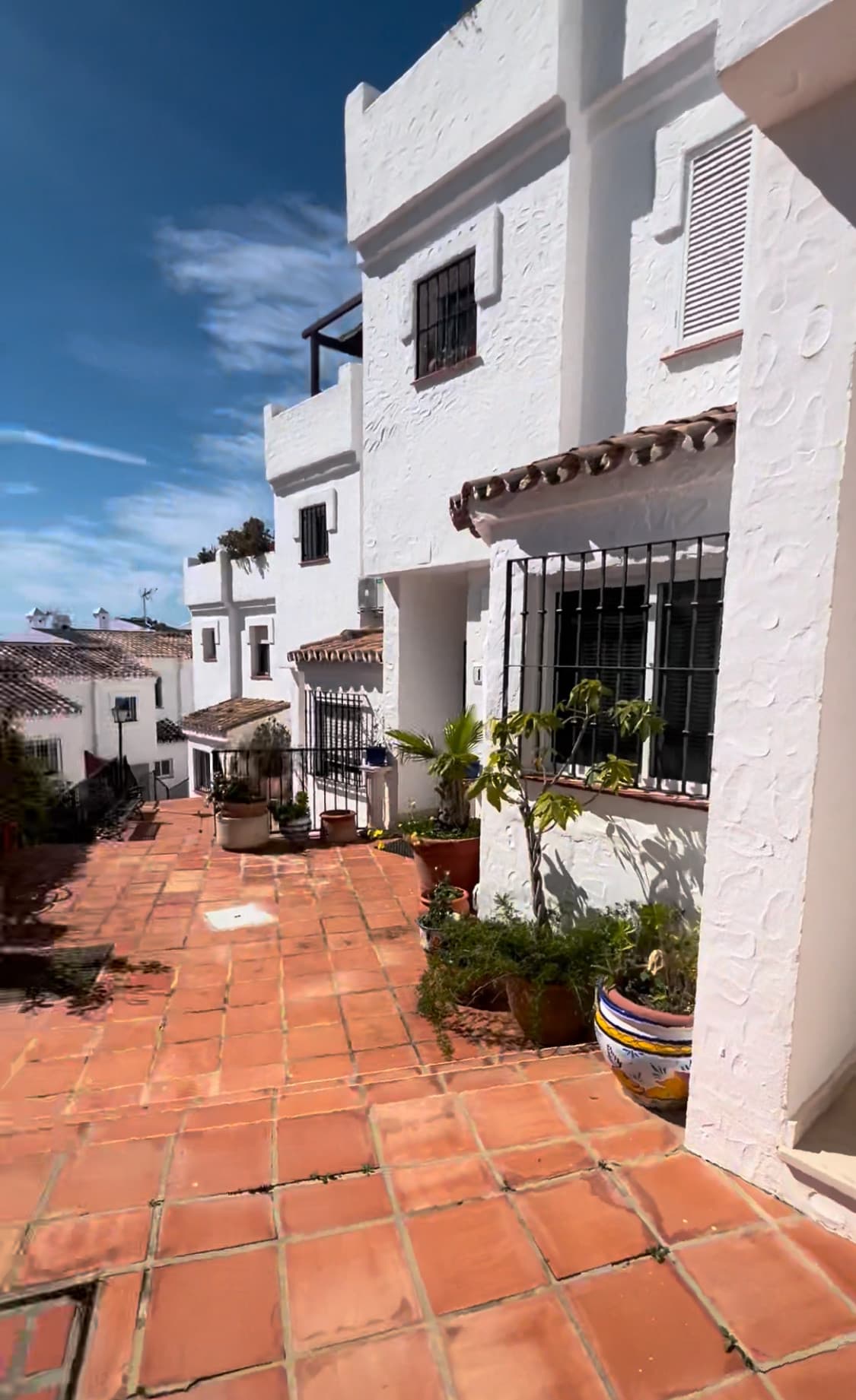Townhouse in Marbella — photo 3 of 10