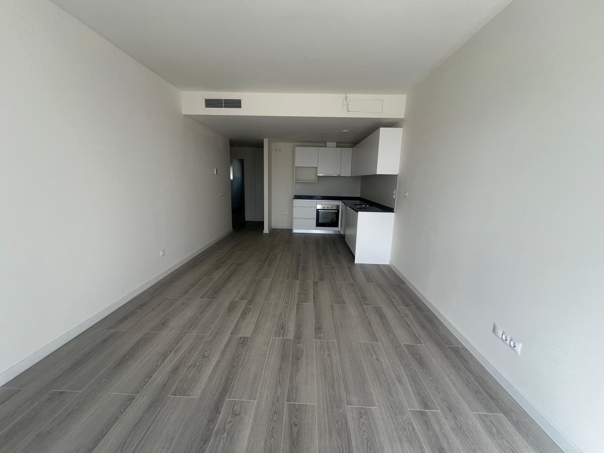 Middle Floor Apartment in Valle Romano — photo 10 of 10