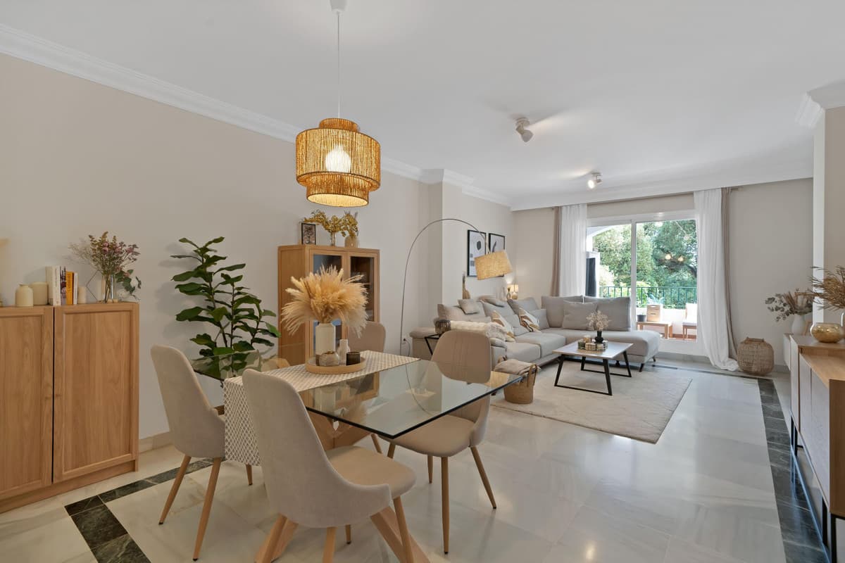 Ground Floor Apartment in Marbella — photo 2 of 10