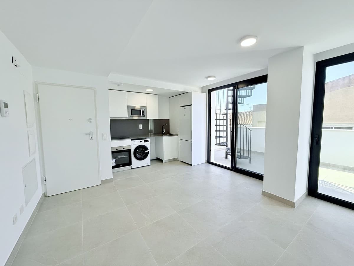 Penthouse in Estepona — photo 1 of 10