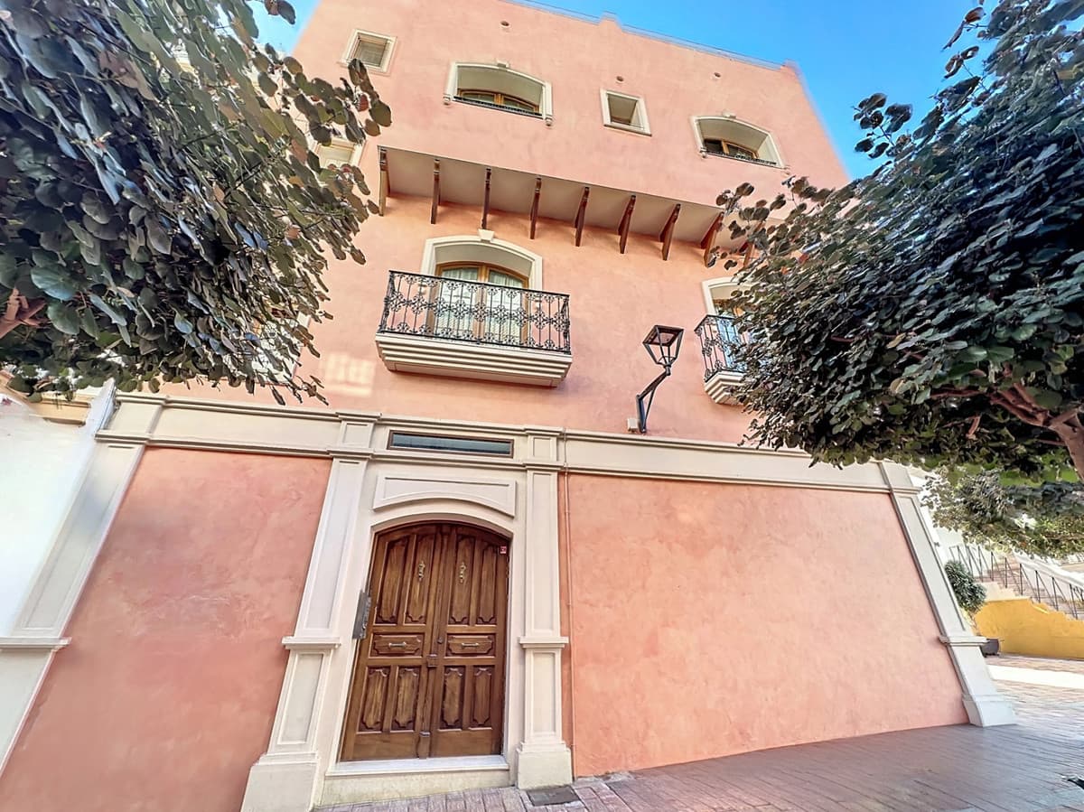 Townhouse in Estepona — photo 5 of 10