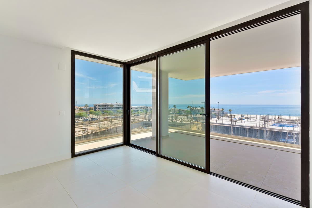 Middle Floor Apartment in Fuengirola — photo 2 of 10