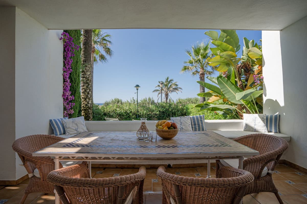 Ground Floor Apartment in Marbella — photo 1 of 10