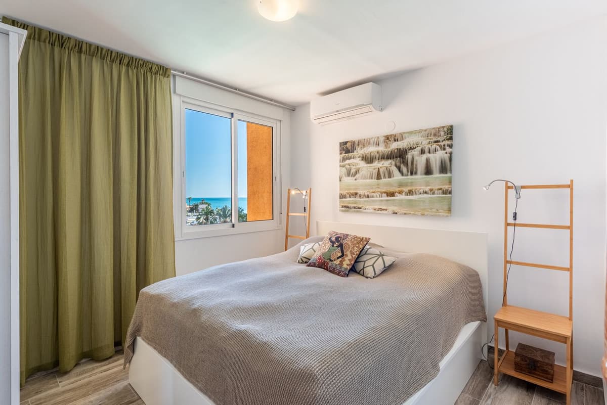 Middle Floor Apartment in Fuengirola — photo 7 of 10