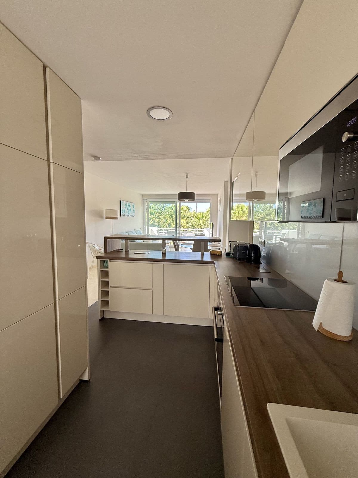 Middle Floor Apartment in Estepona — photo 8 of 10
