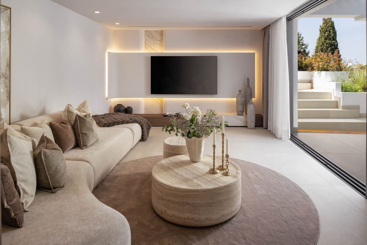 Penthouse in The Golden Mile — photo 3 of 10
