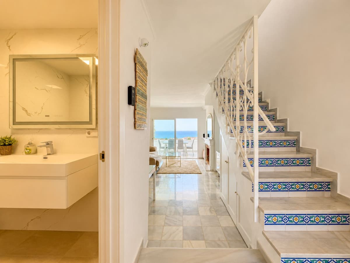 Penthouse Duplex in Calahonda — photo 10 of 10