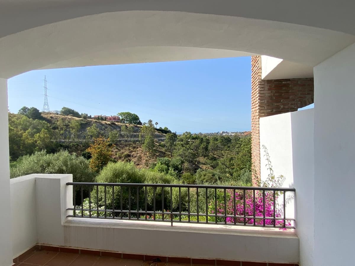 Middle Floor Apartment in Los Arqueros — photo 4 of 10