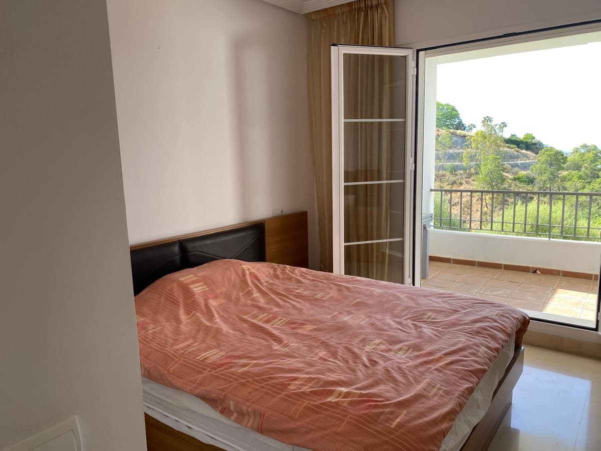 Middle Floor Apartment in Los Arqueros — photo 7 of 10