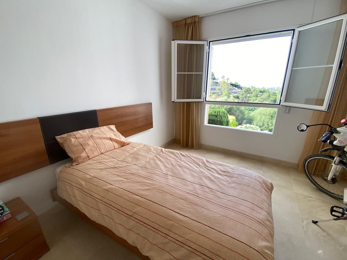 Middle Floor Apartment in Los Arqueros — photo 9 of 10