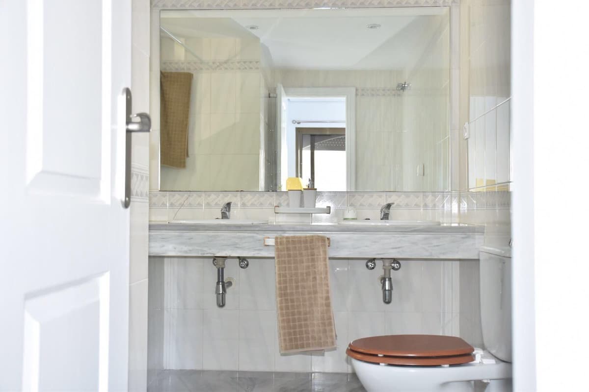 Ground Floor Apartment in Elviria — photo 5 of 10