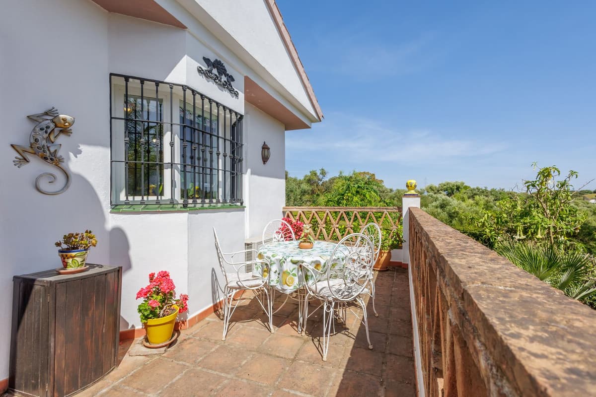 Detached Villa in Coín — photo 3 of 10