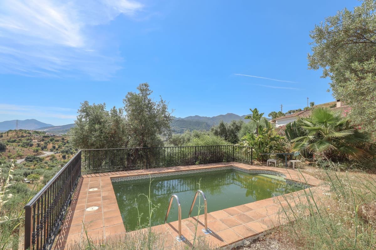 Detached Villa in Monda — photo 4 of 10
