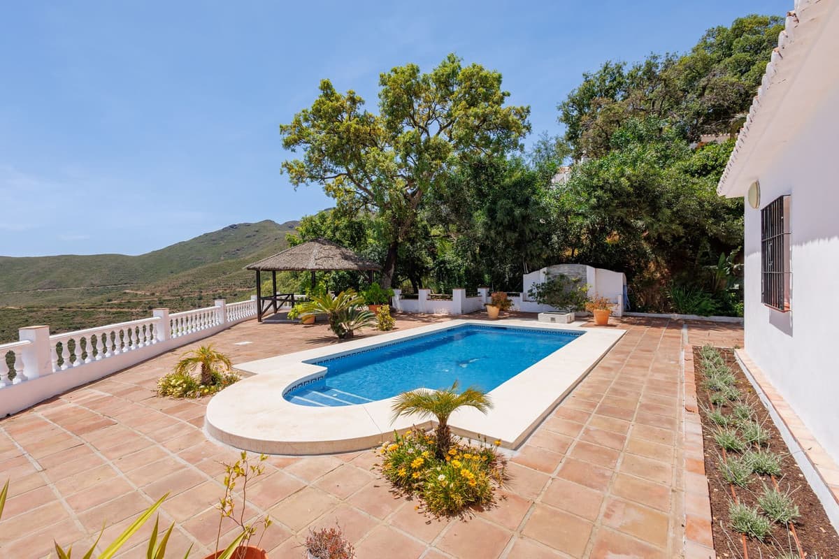 Detached Villa in Coín — photo 6 of 10