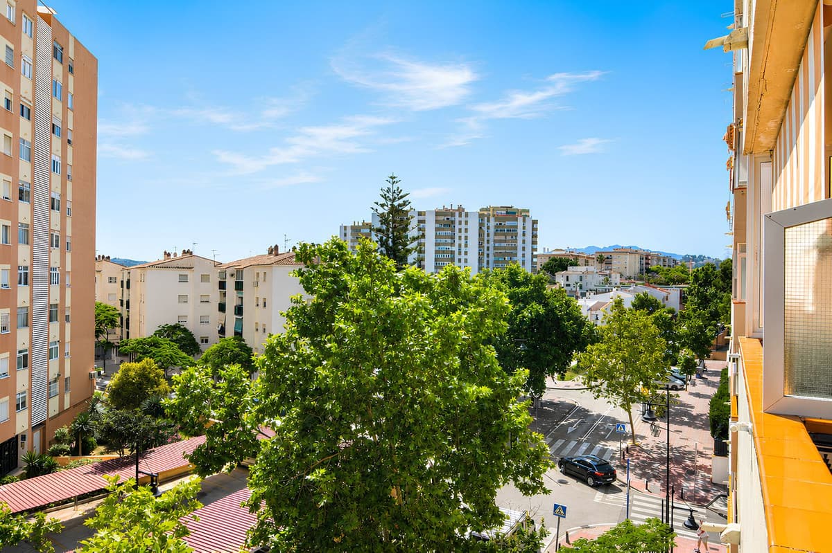 Middle Floor Apartment in Fuengirola — photo 9 of 10