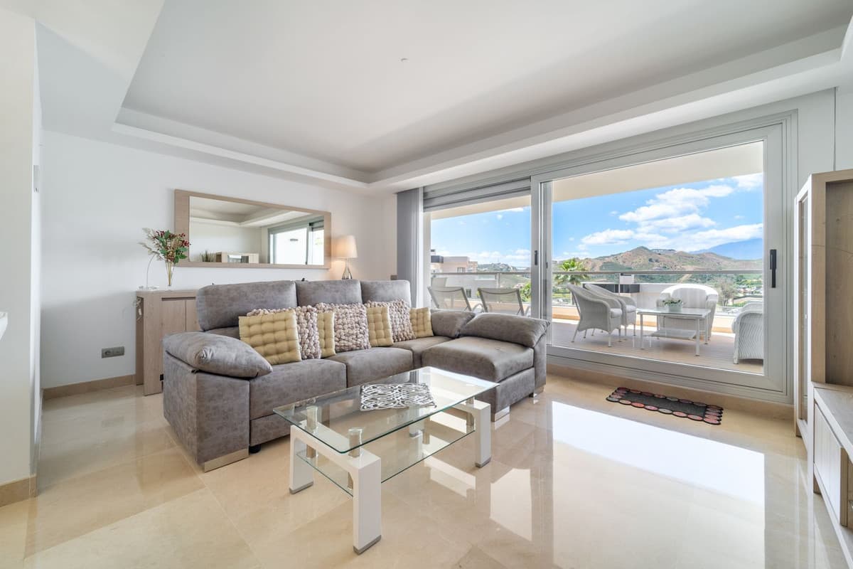 Middle Floor Apartment in Los Arqueros — photo 5 of 10