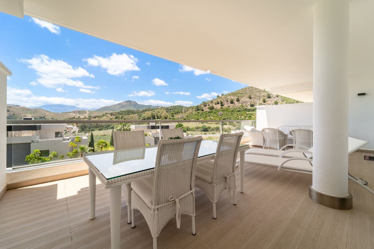 Middle Floor Apartment in Los Arqueros — photo 6 of 10