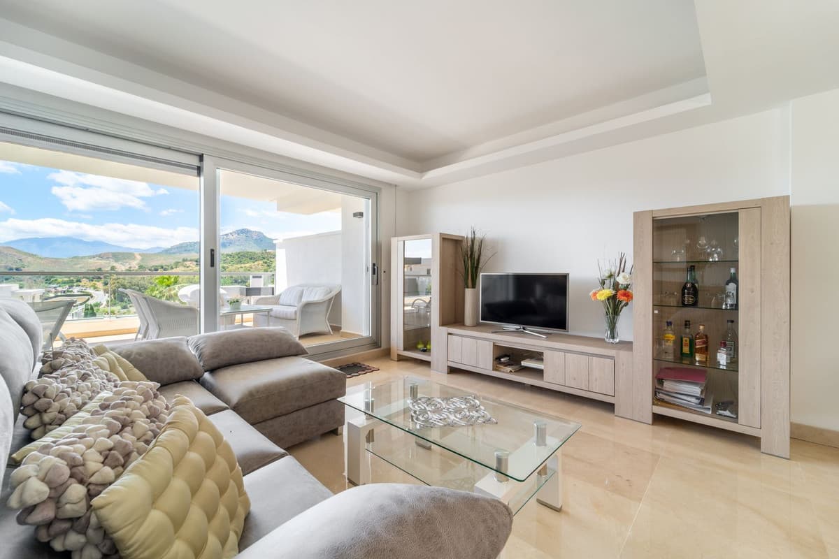 Middle Floor Apartment in Los Arqueros — photo 9 of 10