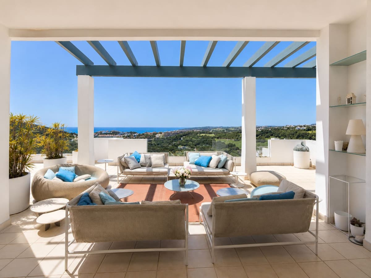 Penthouse in Casares Playa — photo 4 of 10