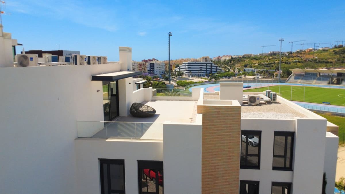 Top Floor Apartment in Estepona — photo 1 of 10