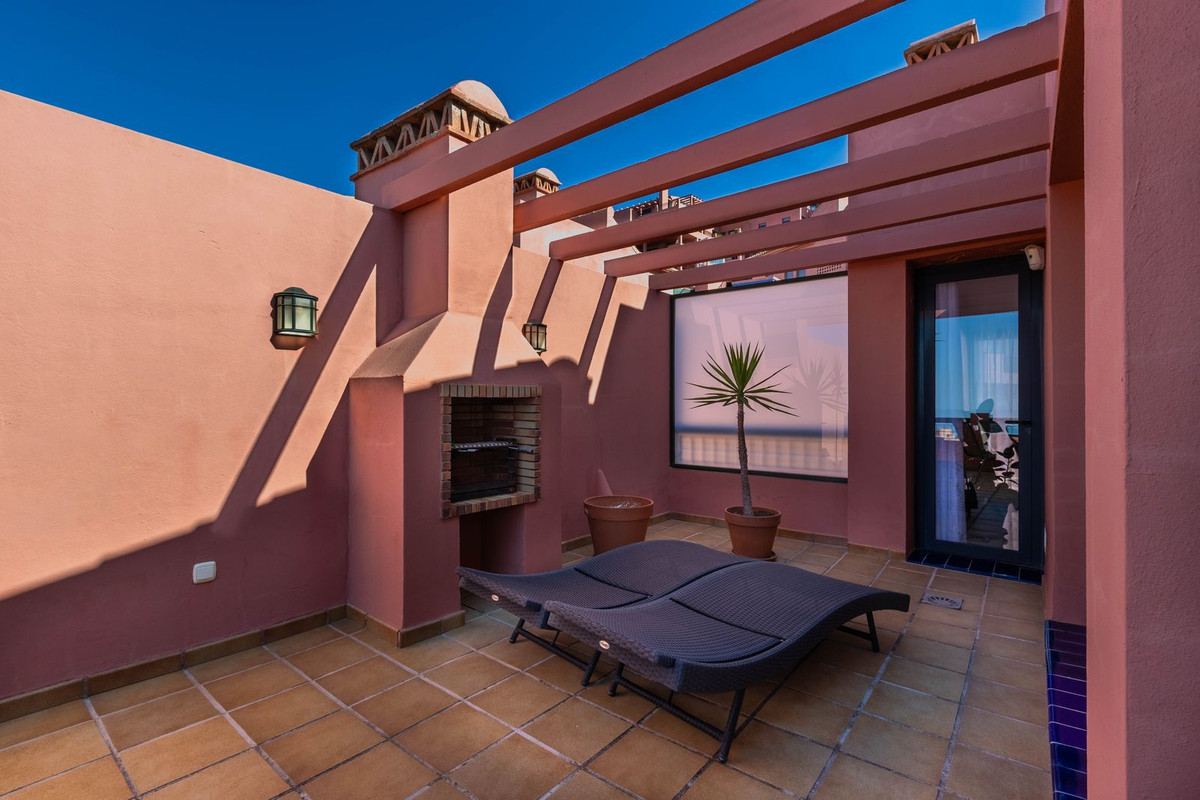 Penthouse in Calahonda — photo 4 of 10