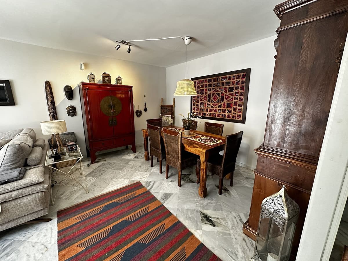 Townhouse in Nagüeles — photo 2 of 10