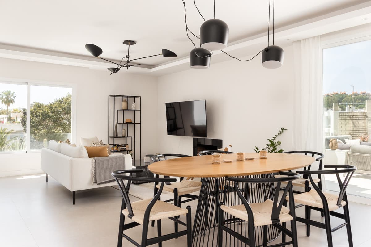 Middle Floor Apartment in Nueva Andalucía — photo 7 of 10