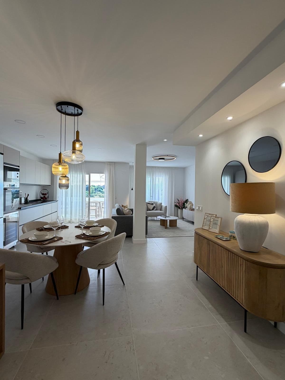 Top Floor Apartment in Benahavís — photo 4 of 10
