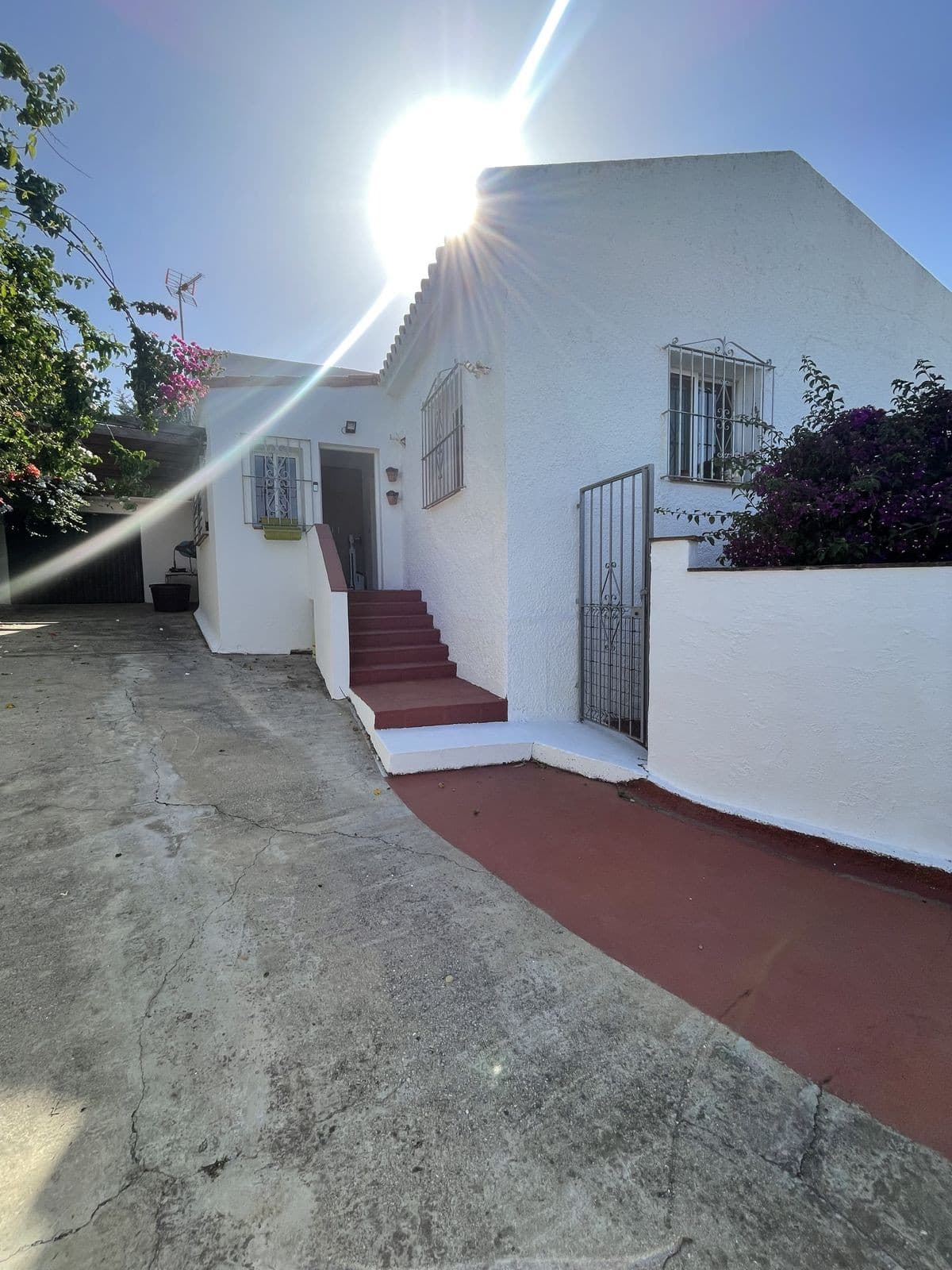 Detached Villa in Manilva — photo 2 of 10